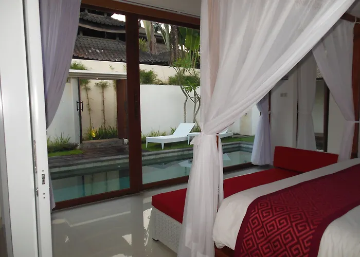 Hk Bali Villa Legian (Bali)